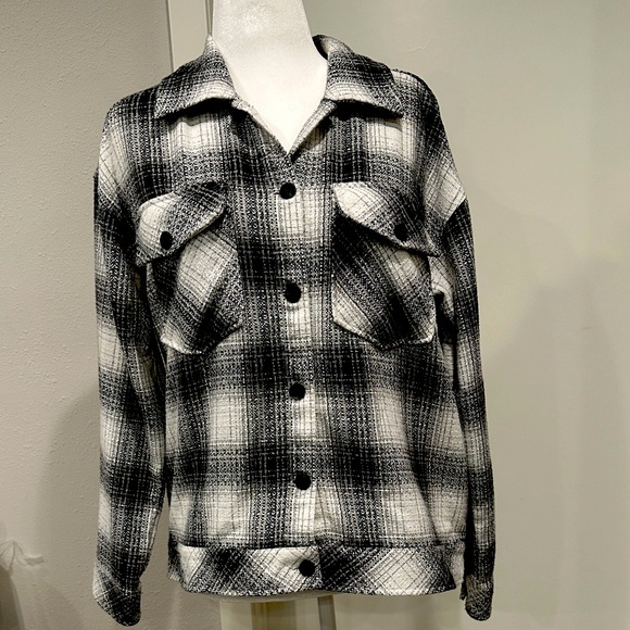 Boston Traders Jackets & Blazers - Boston Traders Women's Black and White Checkered Utility Jacket SZ M EUC